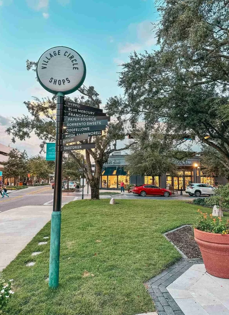 Village Circle Shops in Hyde Park Village Tampa