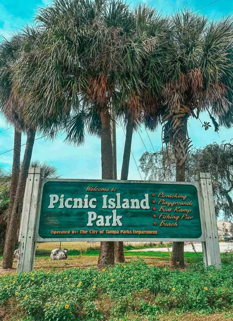 Entrance to Picnic Island Park in Tampa